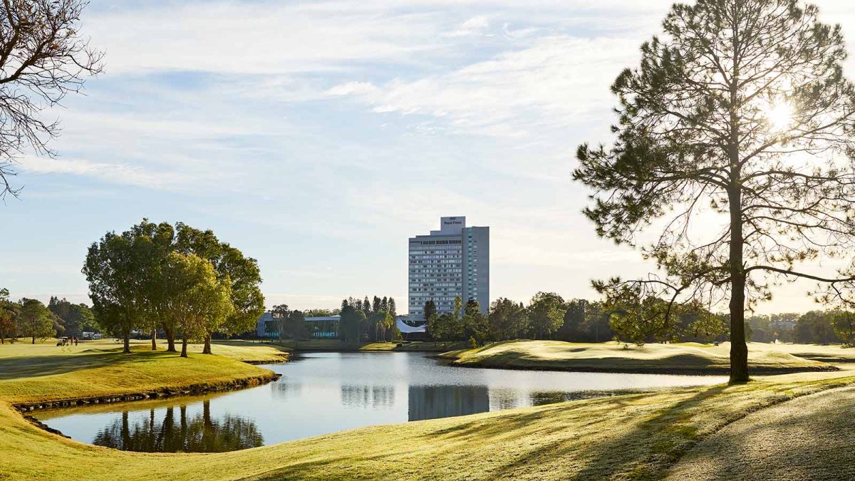 royal-pines-course