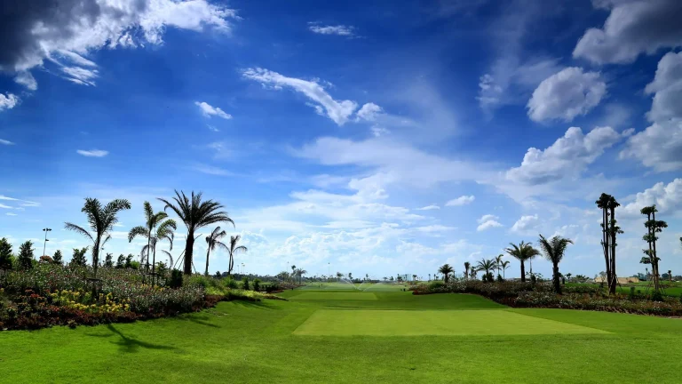 Lakeview-Golf-Club-Vientiane-03.jpg
