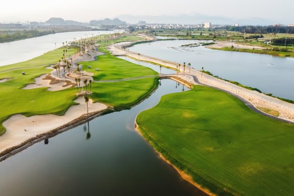 16462303103750-1