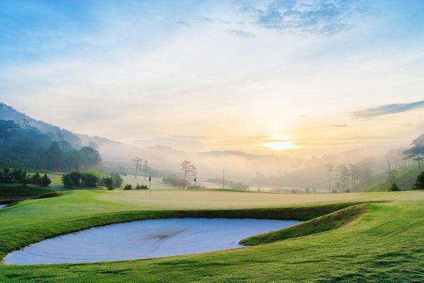 SAM-Tuyen-Lam-Golf-Club-1920-x-1080-1